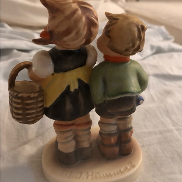 Vintage Hummel Boy & Girl with Basket to Market - Picture 2 of 10
